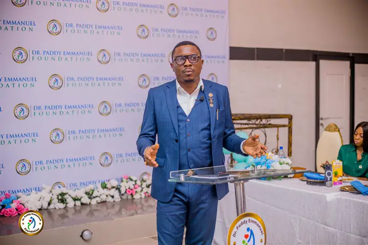 Speaking at the lectern